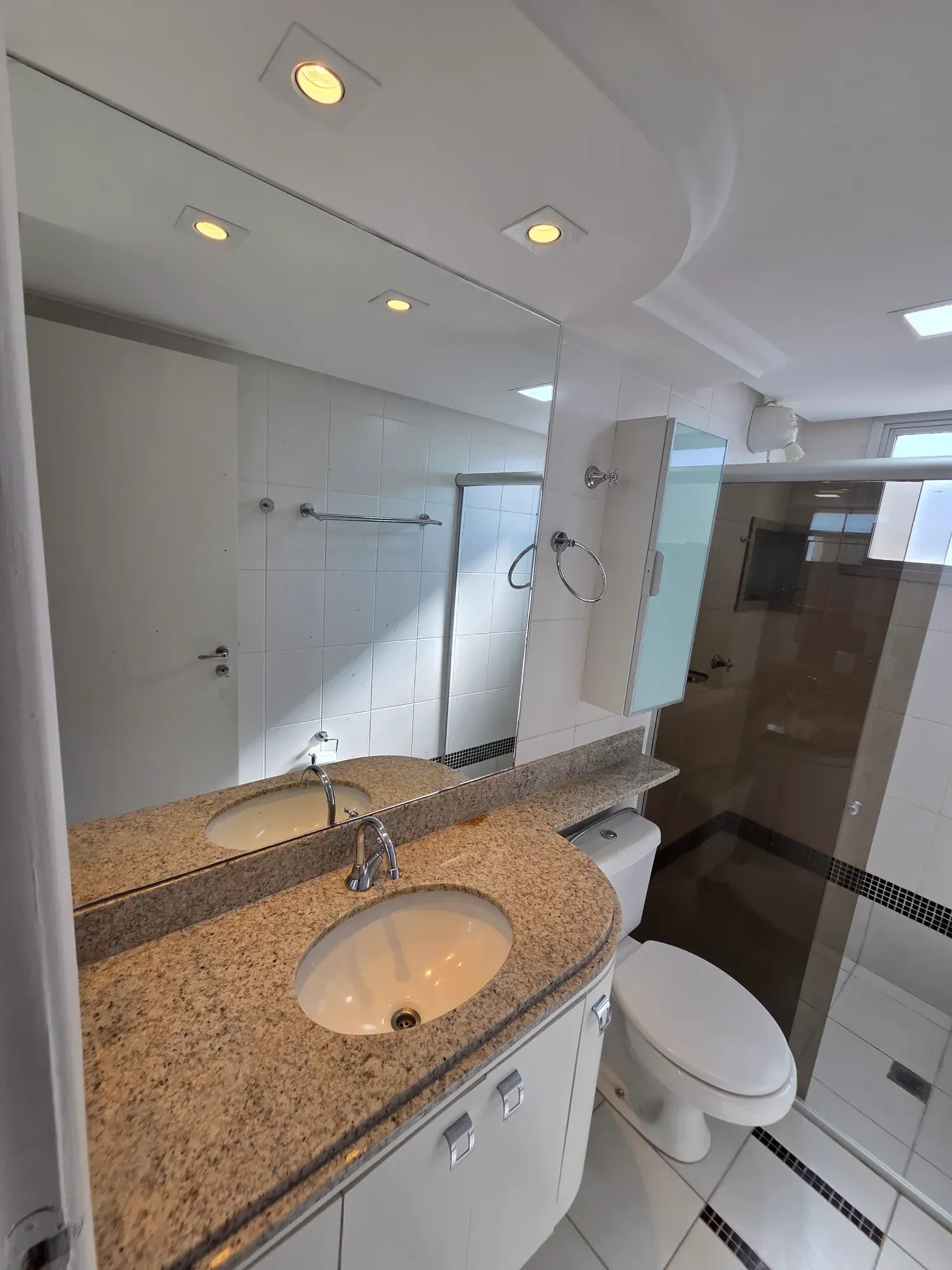 Imagem Apartamento com 3 Quartos à Venda, 113 m² em Setor Oeste - Goiânia