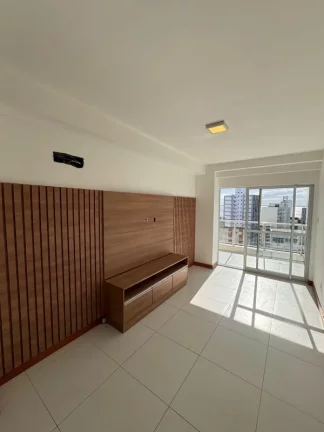 Imagem A 5ª Avenida selecionou esse apartamento a venda, c/ 2/4, suite, 68,05m2, andar alto, vista mar no Residencial Mário Quintana - Barra por R$695.000,00