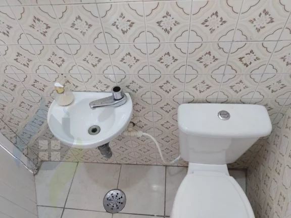 Imagem Casa de 2 dormitórios, 2 banheiros, 2 vagas, com 155m² em Taboão, São Bernardo do Campo