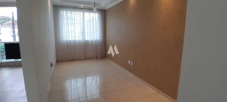 Imagem Casa Sobreposta com 03 quartos (01 suíte) - Lavabo- Varanda Gourmet - Bairro Campo Grande