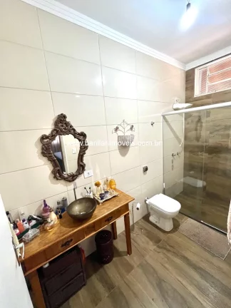 Imagem Chácara de luxo no condomínio Itanhangá, Ribeirão Preto-SP: 3 quartos, 1 suíte, 2 salas, 8 vagas de garagem, 600m²!