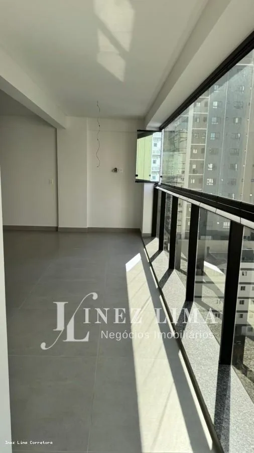 Imagem Apartamento 3 dormitórios para Venda em Itapema, Meia Praia, 3 dormitórios, 3 suítes, 4 banheiros, 2 vagas