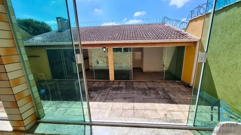 Imagem Sobrado 04 quartos c/suíte, edícula, ático no Novo Mundo em Curitiba PR