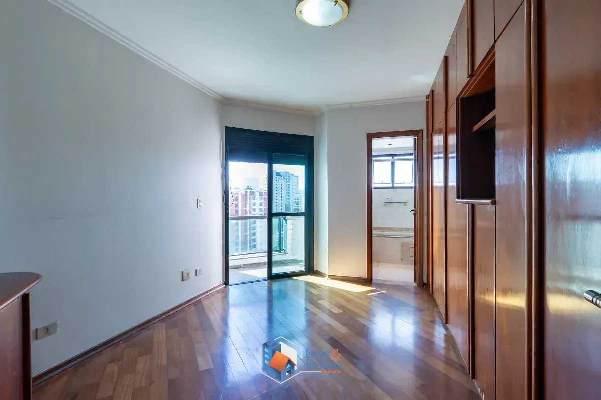 Imagem Apartamento para venda em Campo Belo com 4 quartos, sendo 1 suíte, 163m²