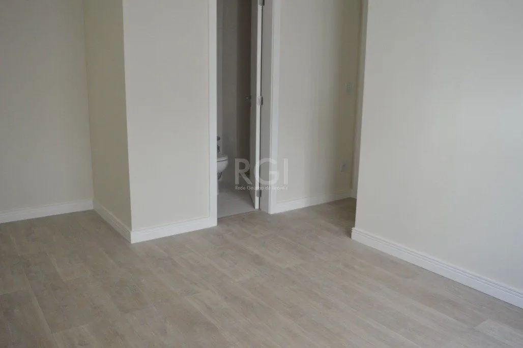 Imagem Apartamento 2 dormitórios com box duplo próximo ao Zaffari da Cabral