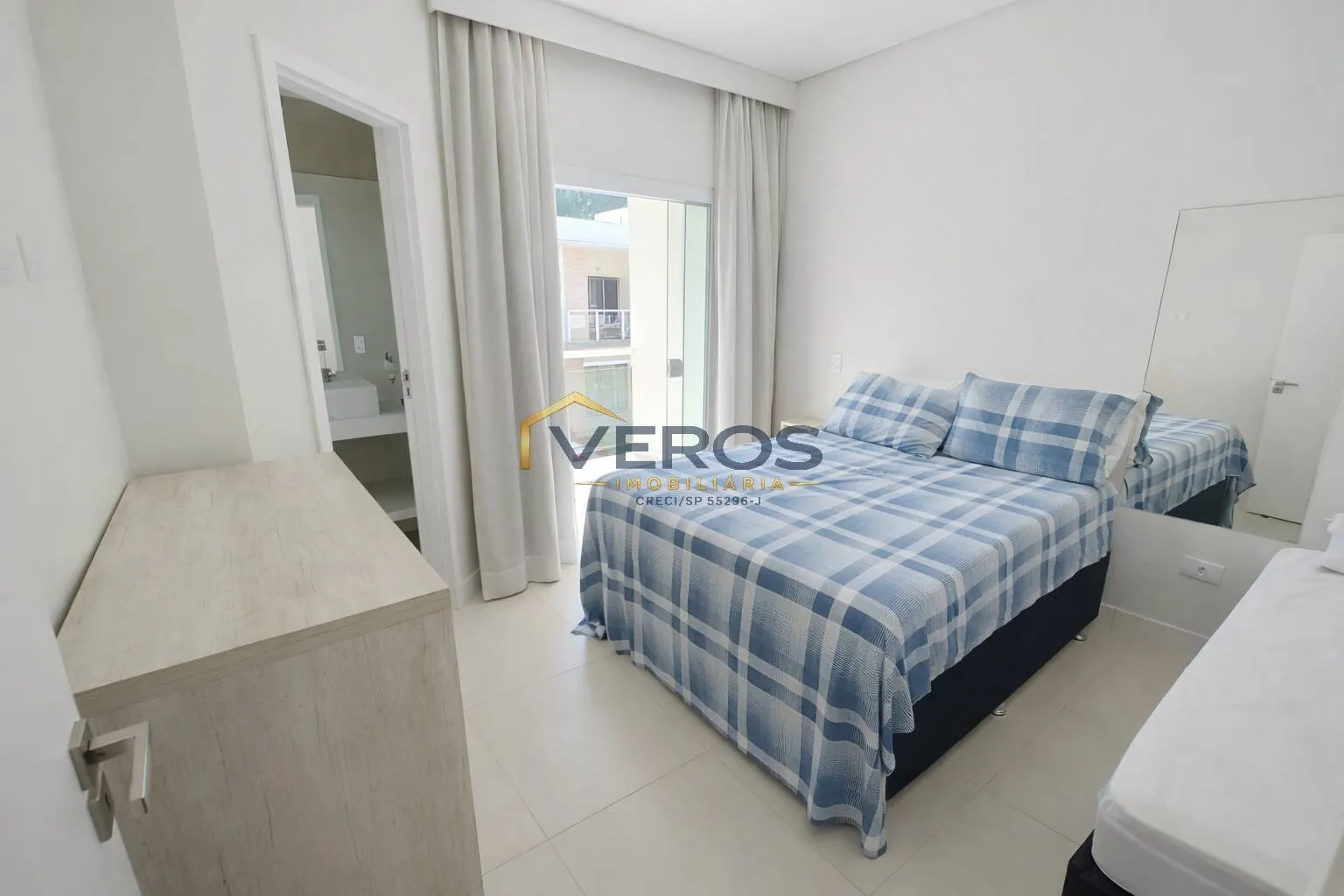 Imagem Casa a venda com 2 quartos a 300m da praia da Cocanha em Caraguatatuba