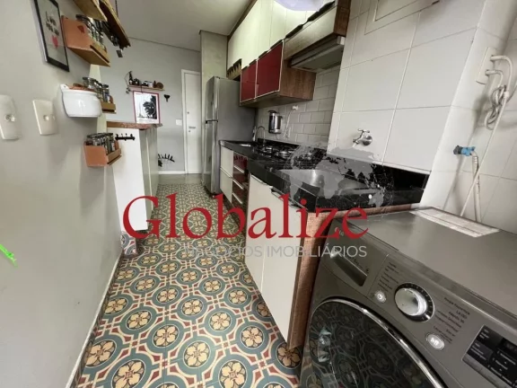Imagem Apartamento à venda no bairro da Vila Mathias em Santos por R$ 450.000,00 - Prédio com lazer e portaria 24hrs