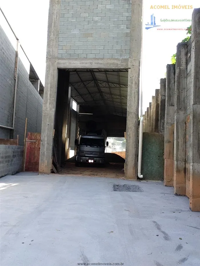 Imagem Galpões para venda em Santana de Parnaiba no bairro Fazendinha