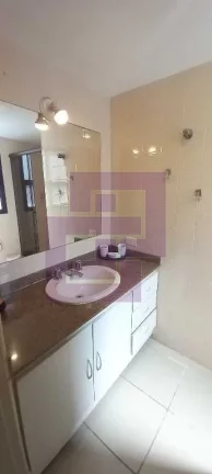 Imagem Amplo apartamento em Pitangueiras!!!
