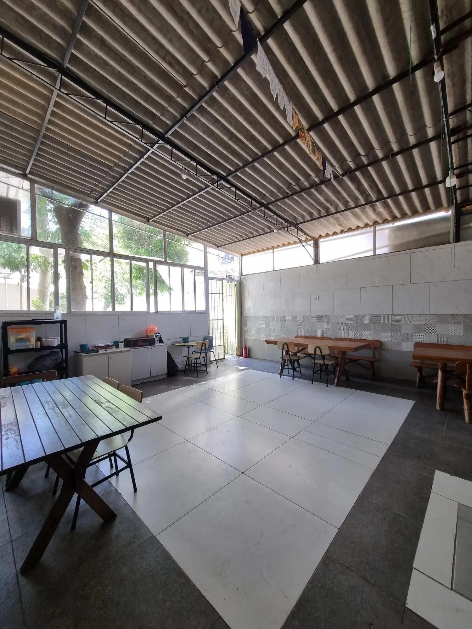 Imagem Casa Comercial em Menino Deus