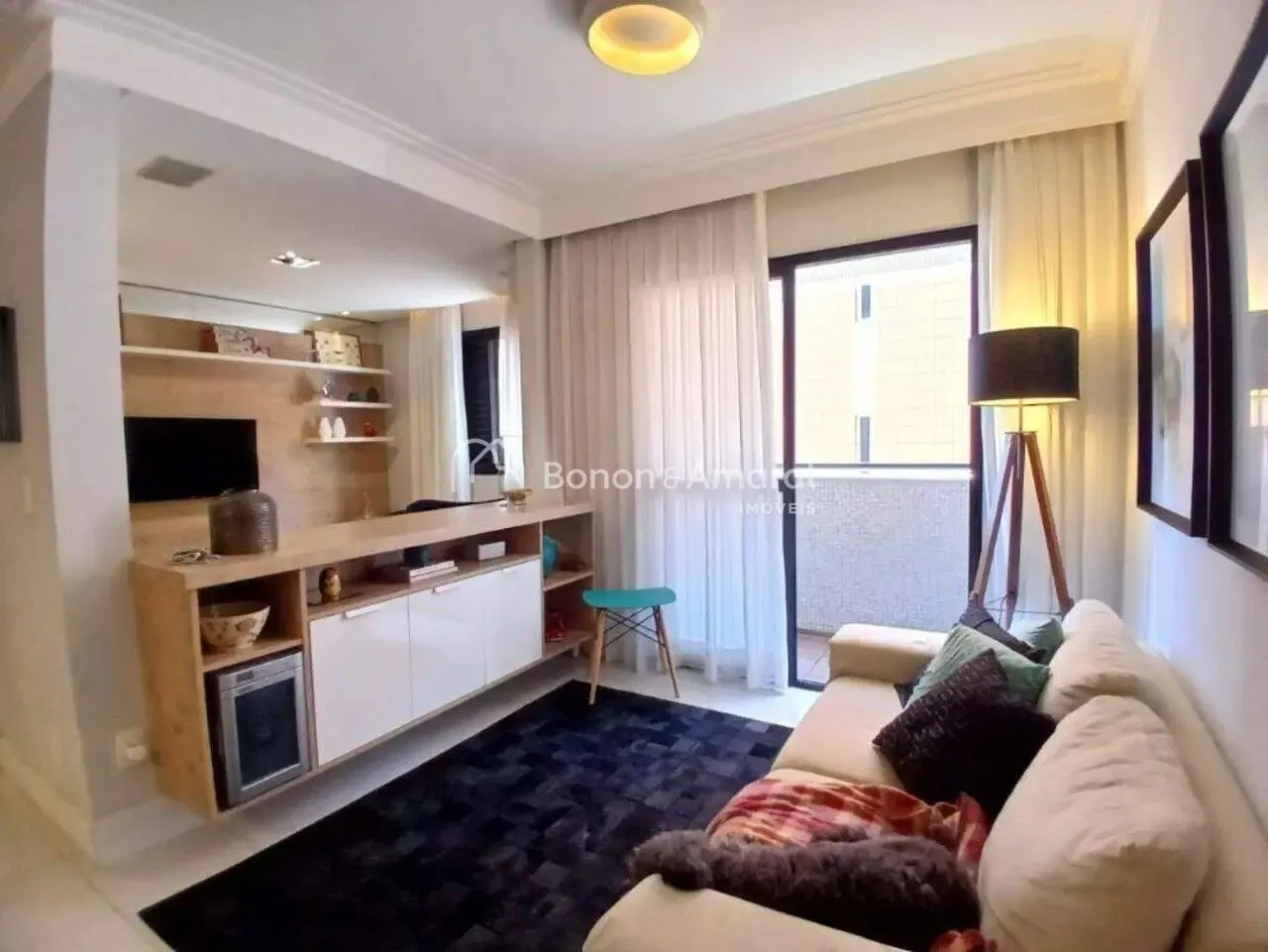 Imagem Apartamento com 3 Quartos e 3 banheiros à Venda, 74 m² por R$ 825.000