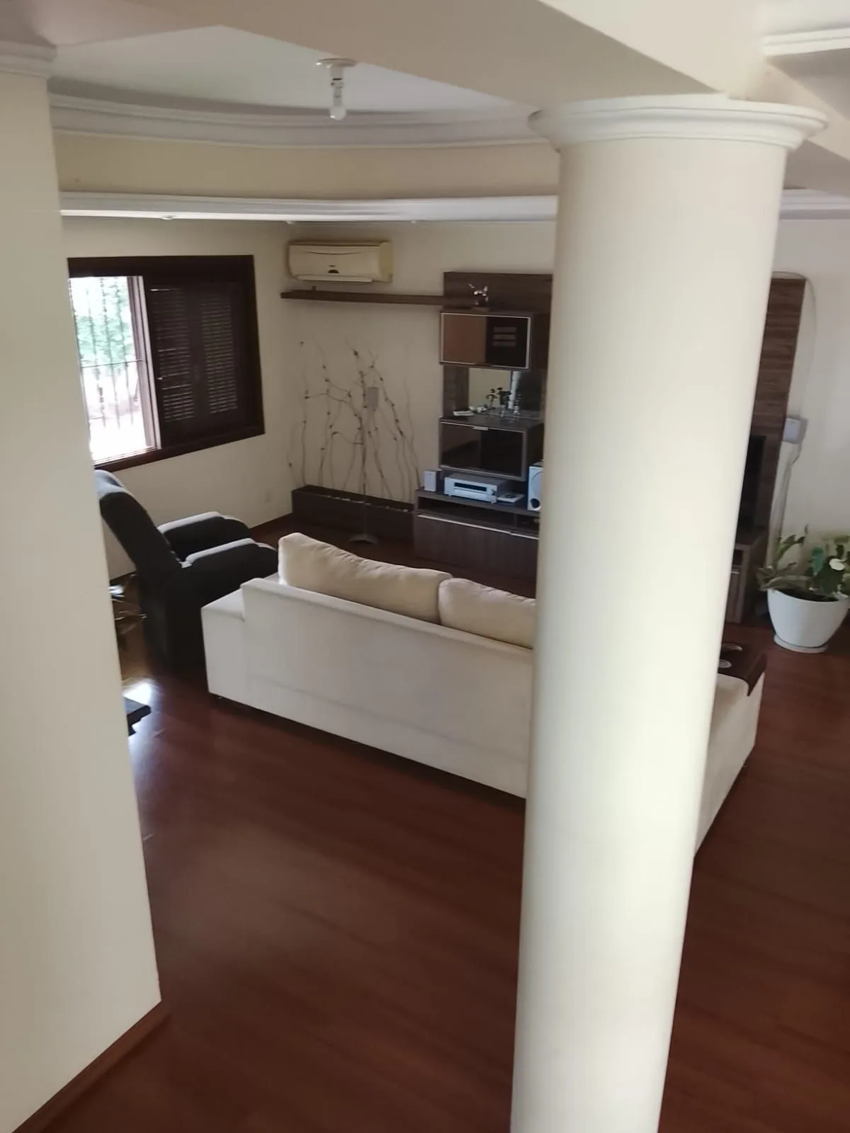Imagem CASA / SOBRADO 5D e 10 vagas 3 Banheiros - Pátio enorme c/ Jacuzi e Pergolado - Living 3 ambientes - Sta Teresa