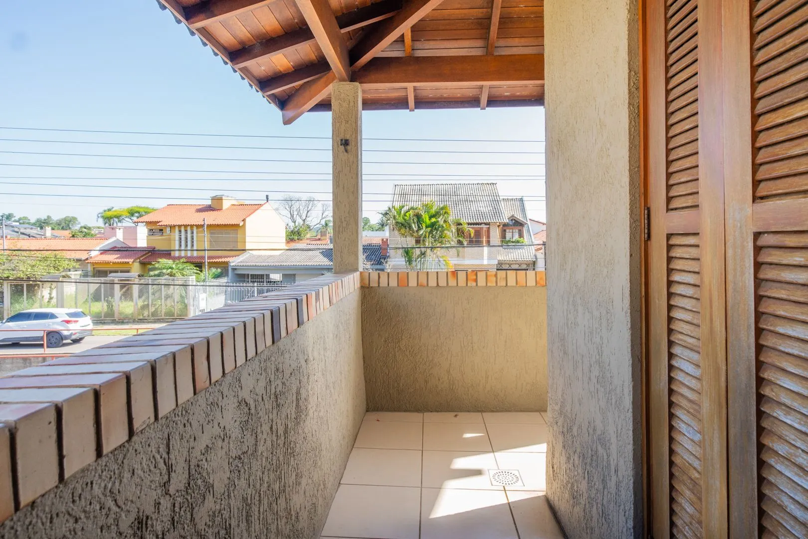 Imagem Casa em condomínio de 105m² - 2 dormitórios e 1 vaga no bairro Guarujá