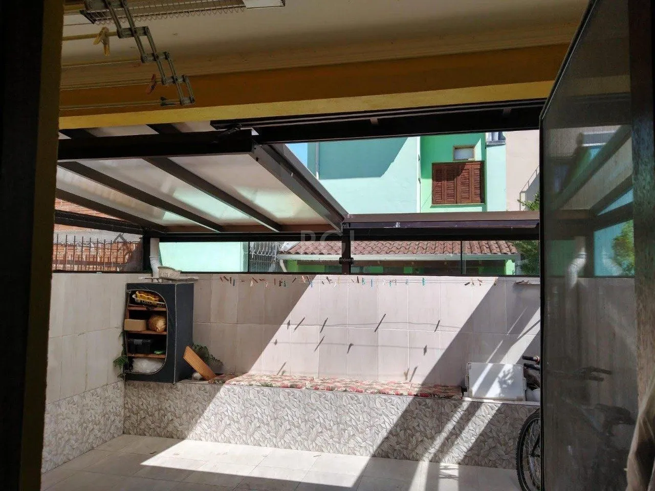 Imagem Casa, 2 dormitórios, 2 banheiros, 2 vagas de garagem, Aberta dos Morros Poa/RS