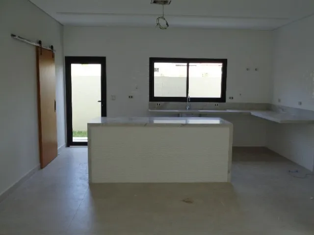 Imagem Excelente Casa no Condomínio Residencial Alphaville ll
