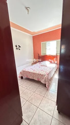 Imagem Casa com 3 dormitórios na Vila Raycos