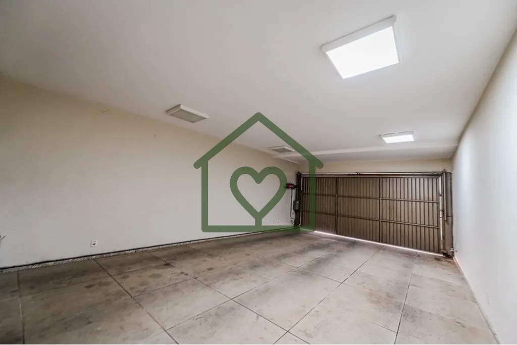 Imagem Residência de Alto Padrão no Menino Deus! 
 
Uma casa única, com elevador, energia solar, circuit...