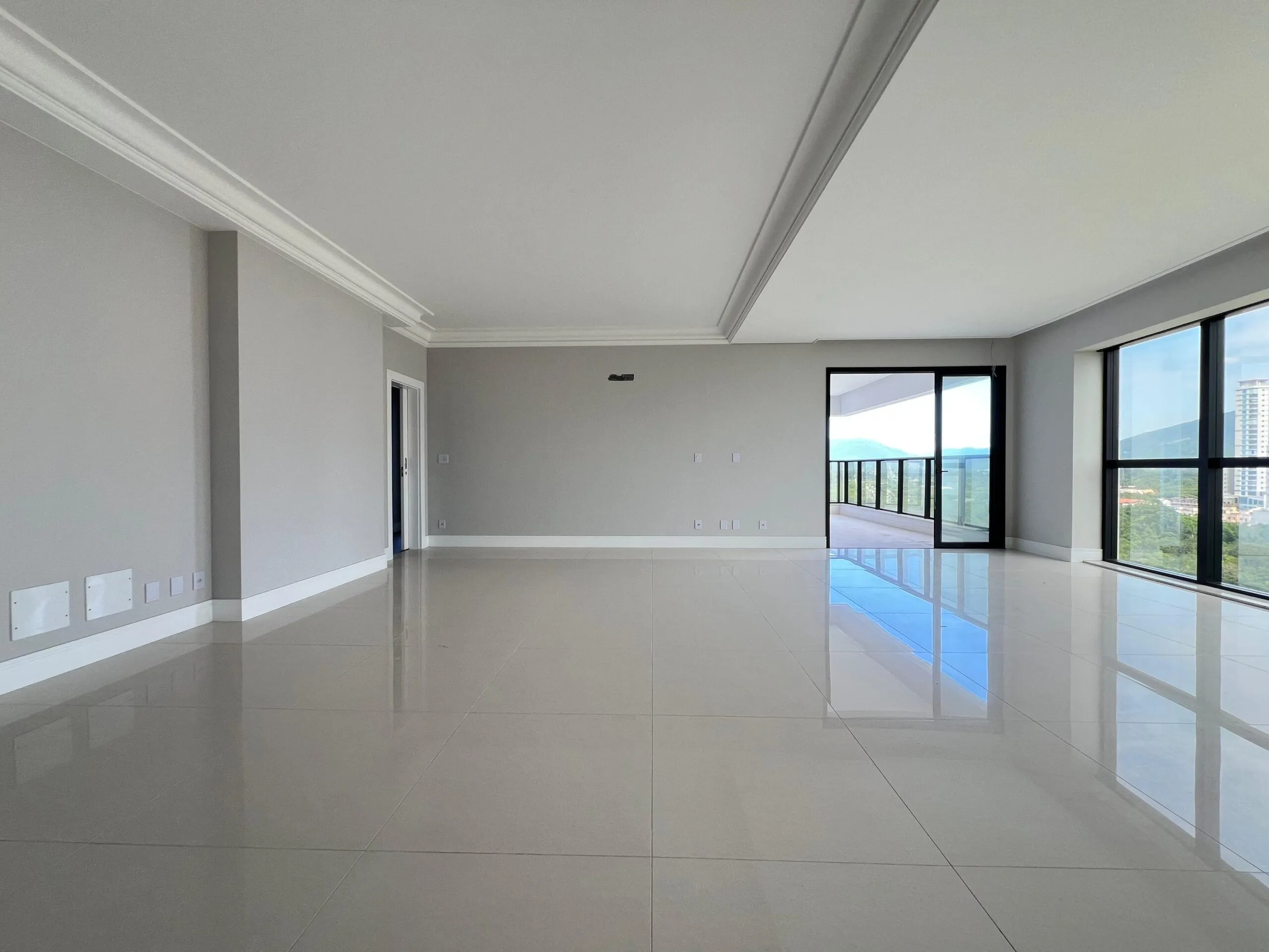 Imagem Apartamento com vista para o mar à venda com 183.15m2 por R$ 3.800.000,00
