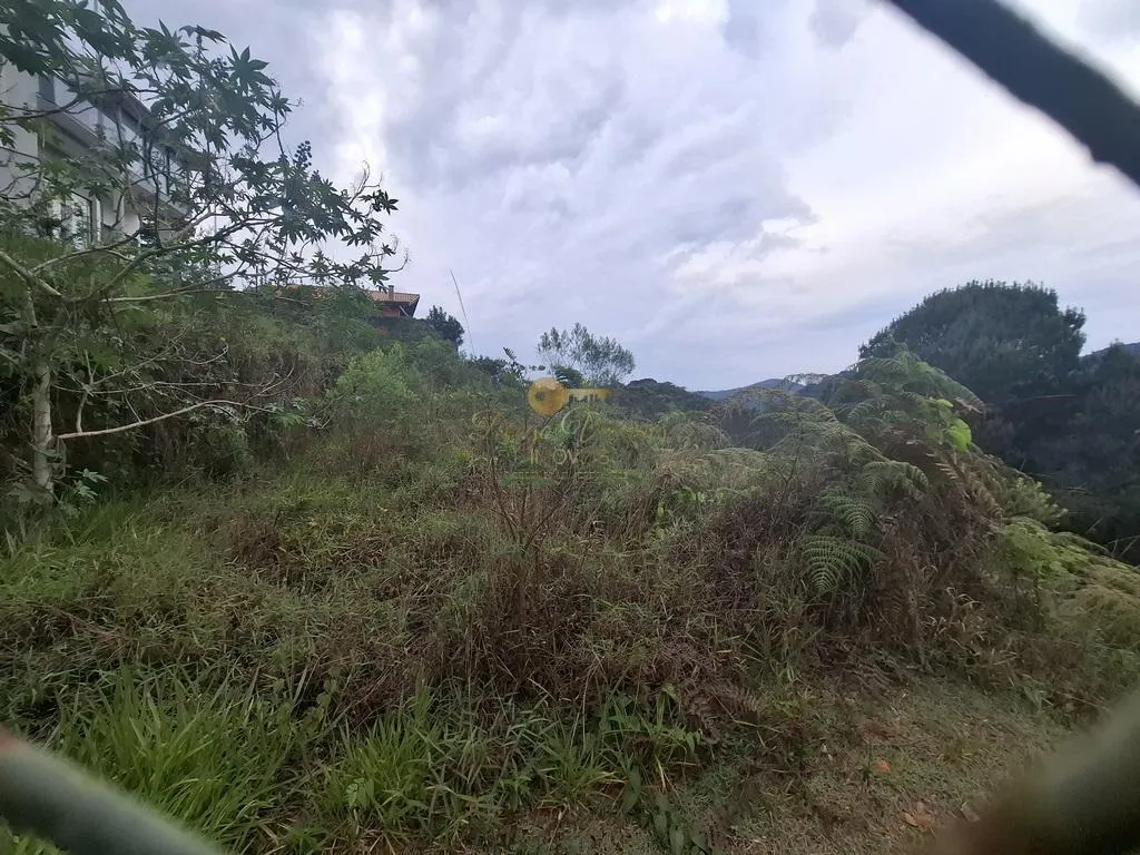 Imagem Terreno em Condomínio para Venda em Teresópolis / RJ no bairro Albuquerque
