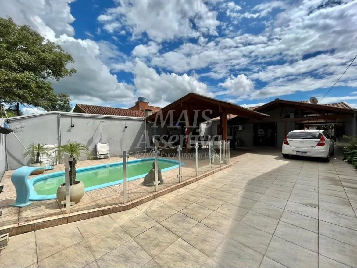 Imagem Casa semi-mobiliada a venda em BomJardim-CampoBom/RS - 4 dormitórios