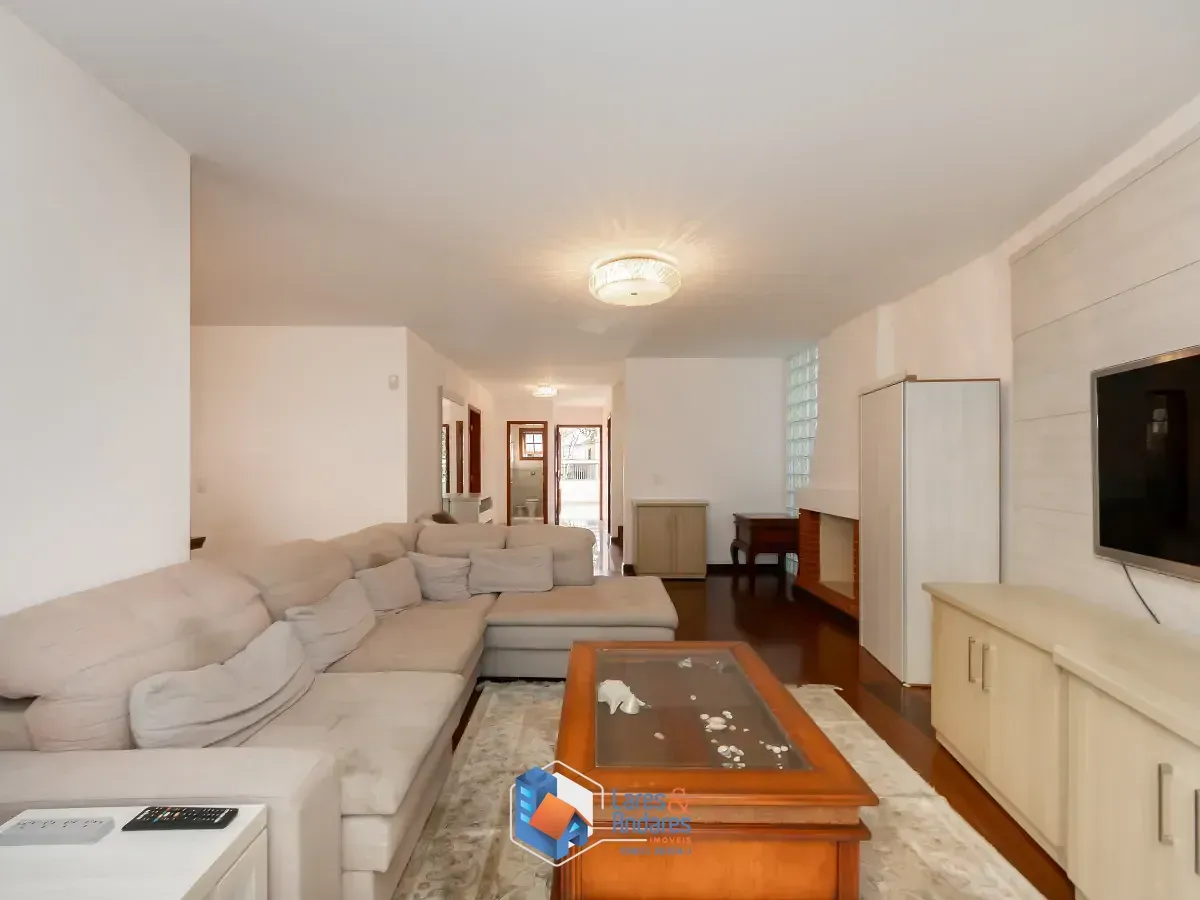 Imagem Sobrado para venda em Vila Sônia com 4 quartos, sendo 2 suítes, 301m²