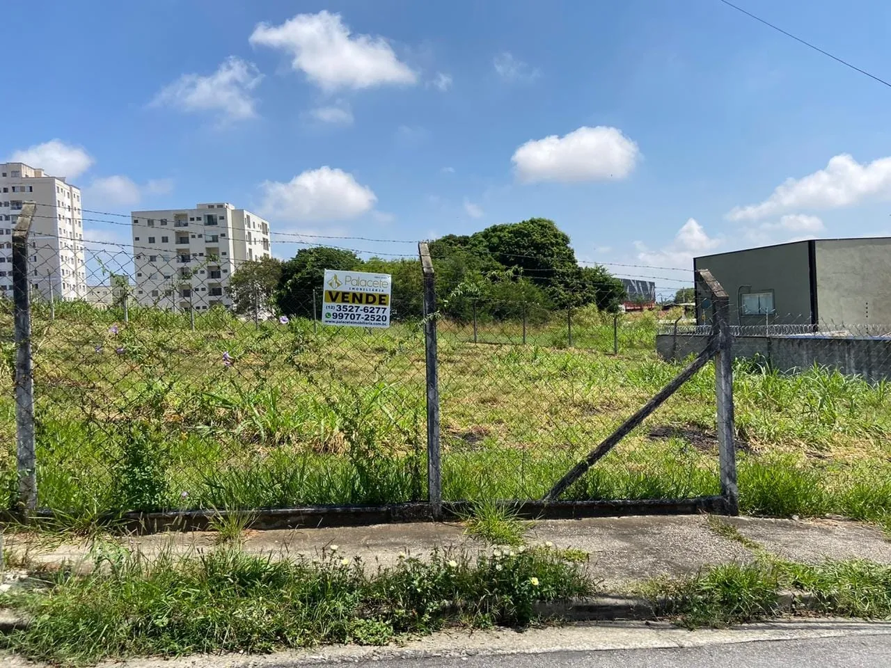 Imagem Terreno à venda 750M², Chacara Guisard, Taubaté - SP
