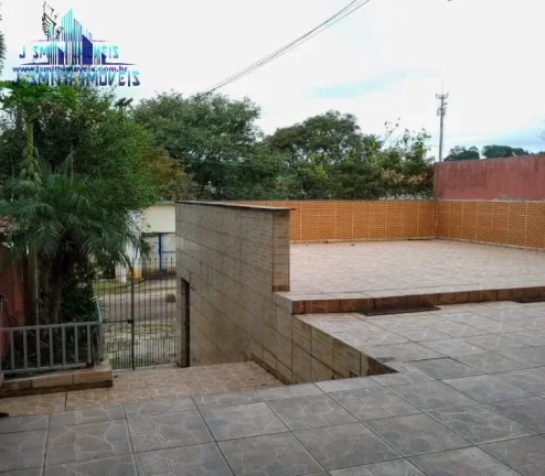 Imagem CASA TÉRREA EM CONDOMÍNIO NA REGIÃO DA GRANJA VIANA, KM 24.
5 DORMS (1 suíte), AC. 300m2, TERREN...