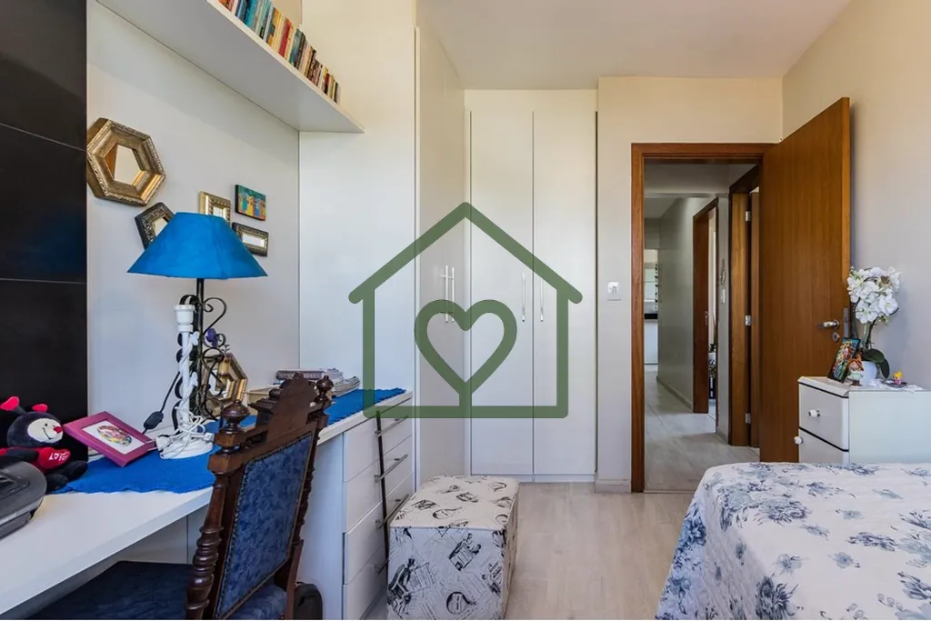 Imagem Descubra seu novo lar neste apartamento reformado na região sul do Brasil, localizado na Rua Albion...