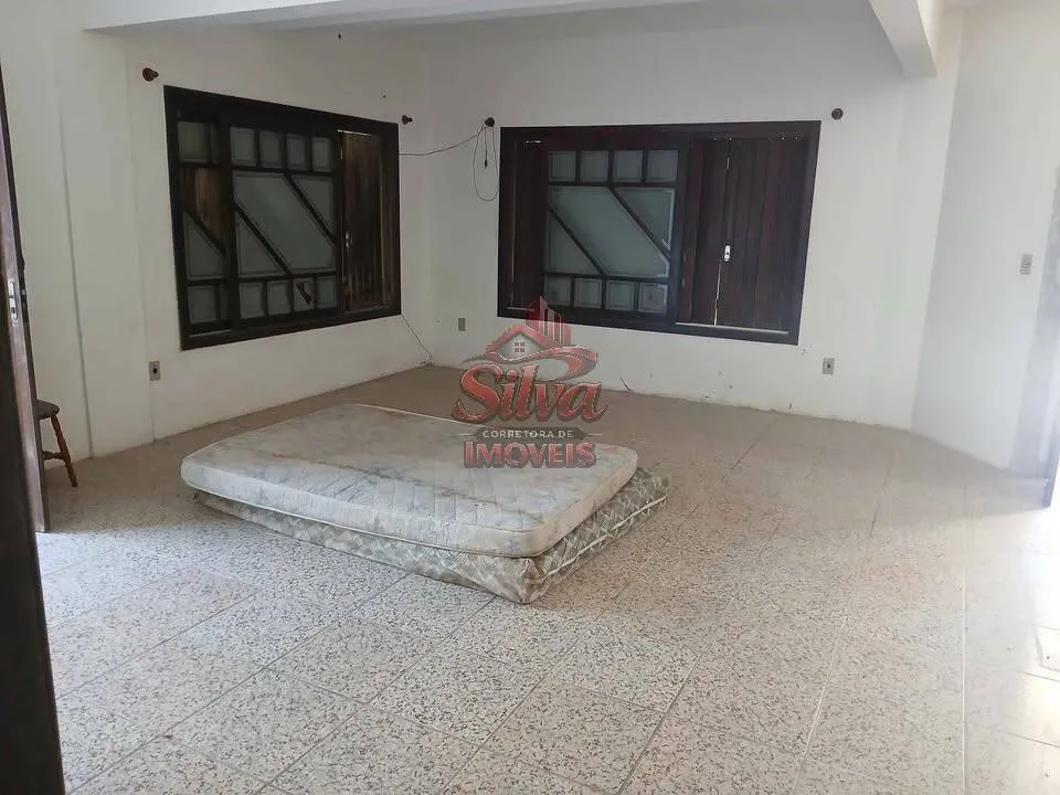 Imagem C91 | Sobrado 6 dormitórios com 2 suítes na região central