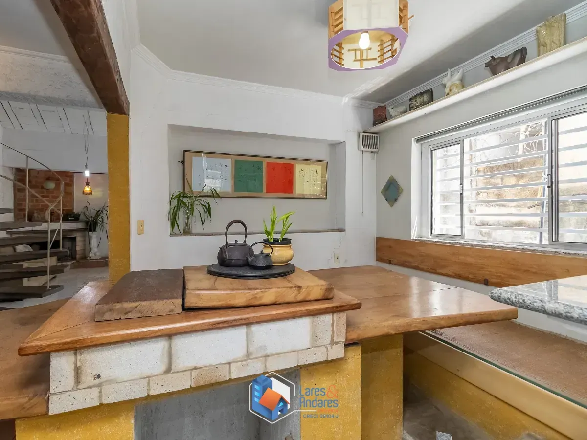 Imagem Sobrado para venda em Vila Indiana com 5 quartos, sendo 3 suítes, 500m²