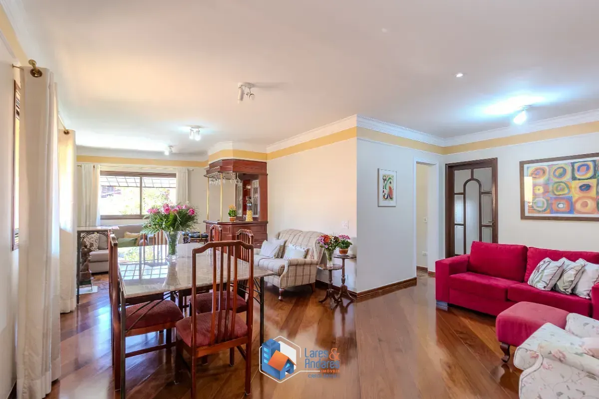 Foto do imóvel Casa para venda em Vila Nova Caledônia com 4 quartos, sendo 2 suítes, 346m² em Rua Jacques Klein