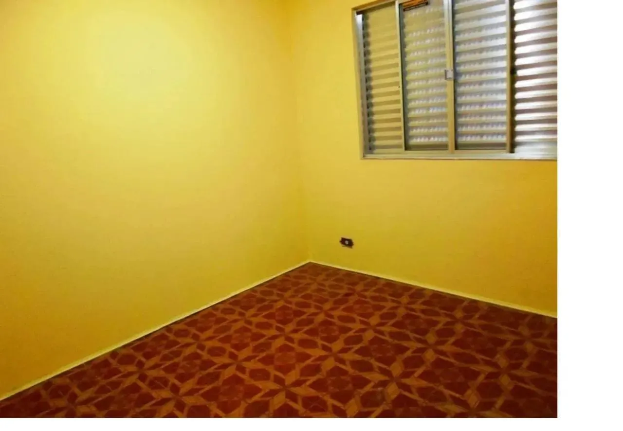 Imagem VENDO 03 CASAS NO MESMO TERRENO NO BAIRRO VILA SANTA CATARINA!