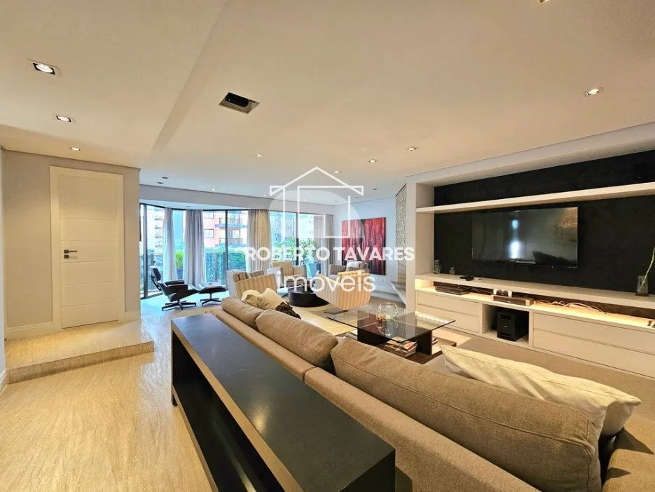 Imagem Apartamento de 2 quartos, 163m² no bairro Itaim Bibi, em São Paulo