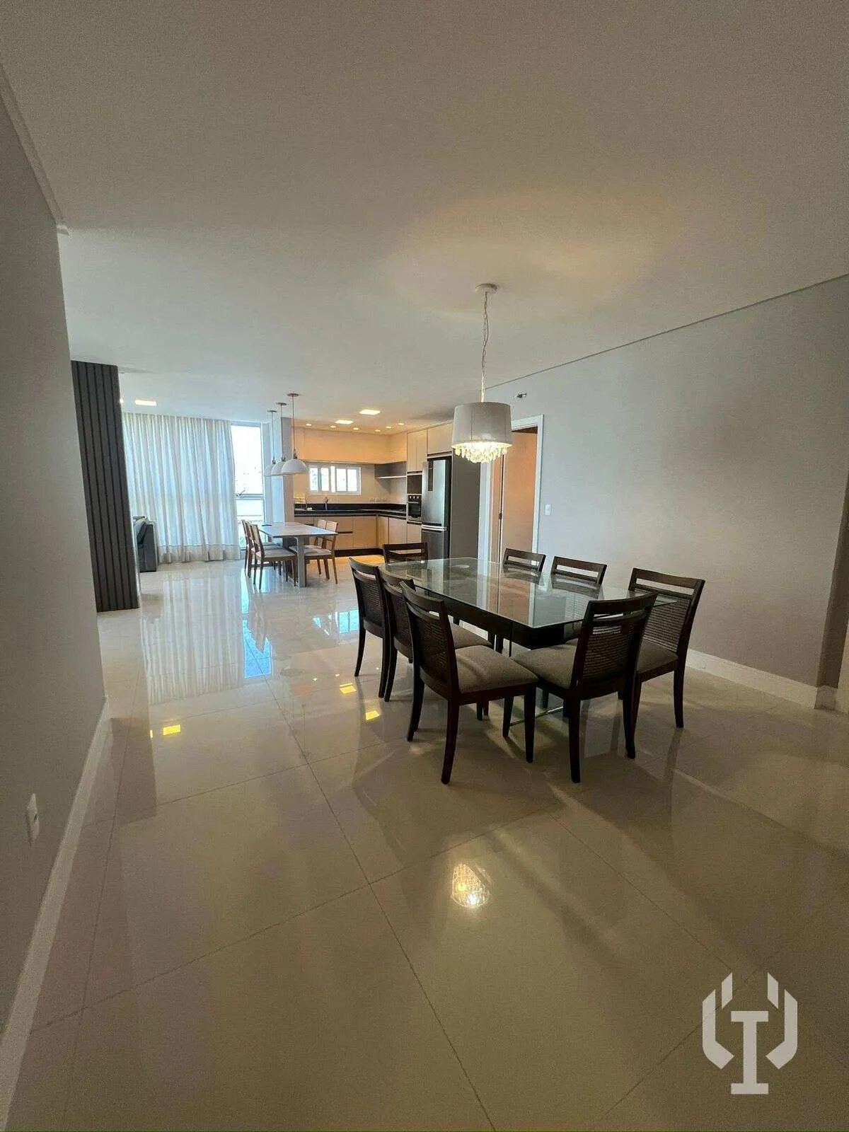 Imagem Apartamento para alugar, com 3 quartos, 160m2