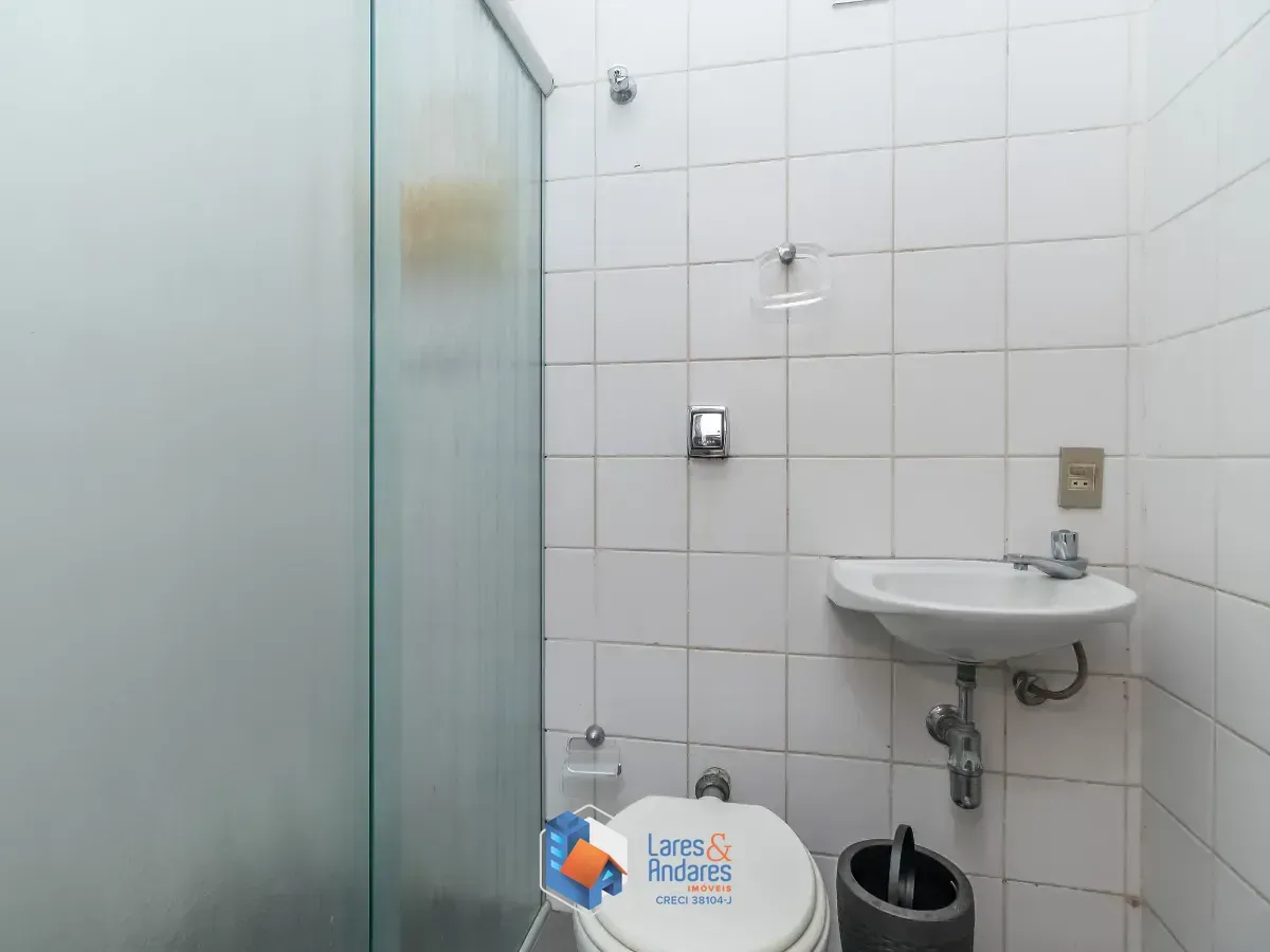 Imagem Casa no condomínio Villa Das Flores para venda com 3 quartos, sendo 3 suítes, 468m²