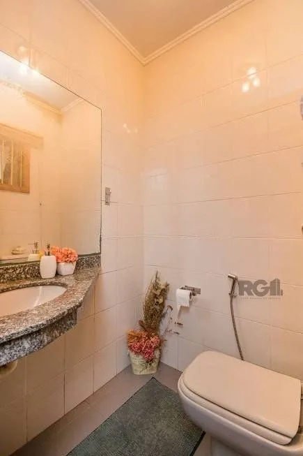 Imagem Casa 279m² - 4 dormitórios, 3 vagas no bairro Santa Tereza