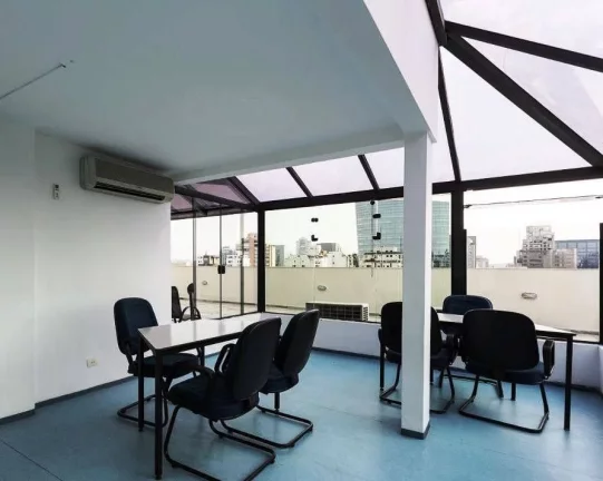 Imagem Flat disponível para locação no Saint James Residence, com 42m², 1 dormitório e 1 vaga