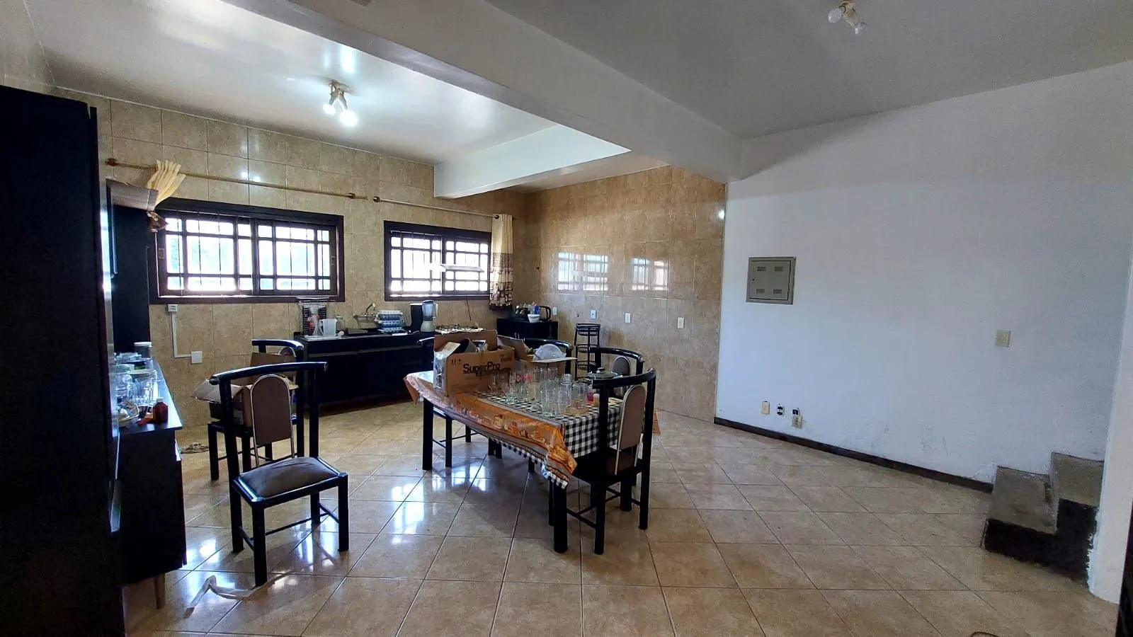 Imagem Casa no bairro Vila Nova - 4 dormitórios, Sendo 1 Suíte