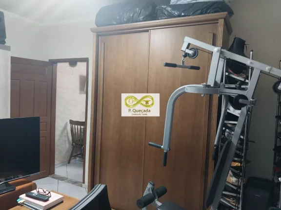 Imagem Casa disponível para venda, com 03 quartos e 02 banheiros!