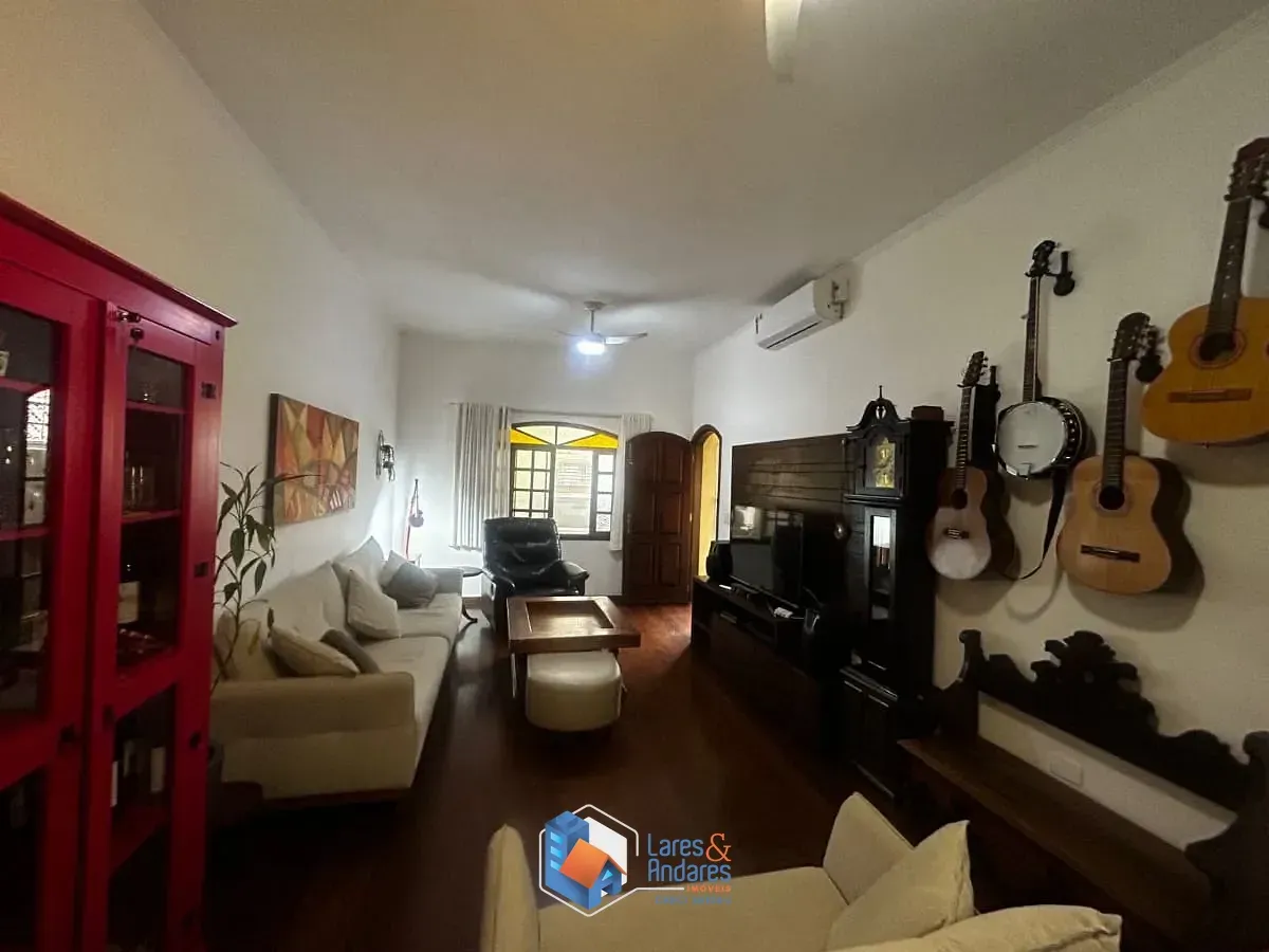 Imagem Sobrado para venda em Jardim São Paulo(Zona Norte) com 3 quartos, sendo 3 suítes, 203m²