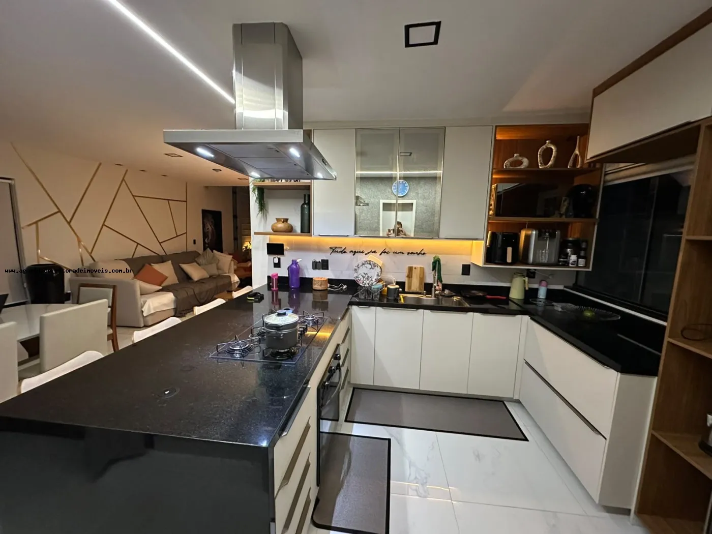 Imagem Casa em Condomínio para Venda em Macaíba, Macaiba, 4 dormitórios, 3 suítes, 4 banheiros, 4 vagas