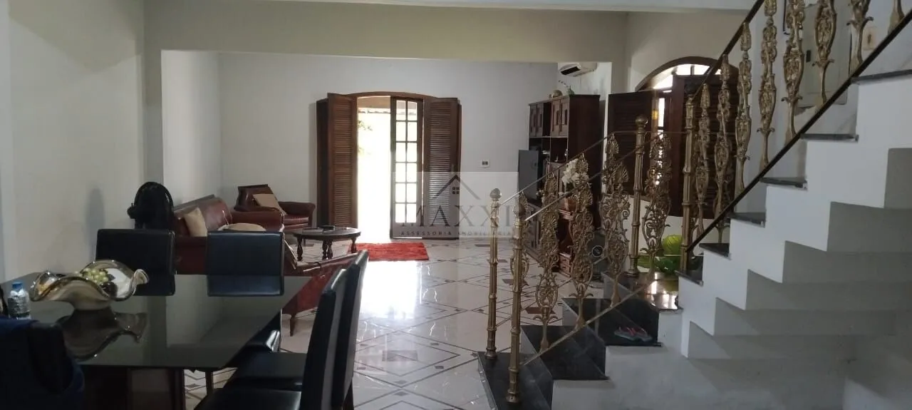 Imagem Linda Casa à Venda em Jardim Iguaçu - Nova Iguaçu | Espaço, Conforto e Tranquilidade para sua Família