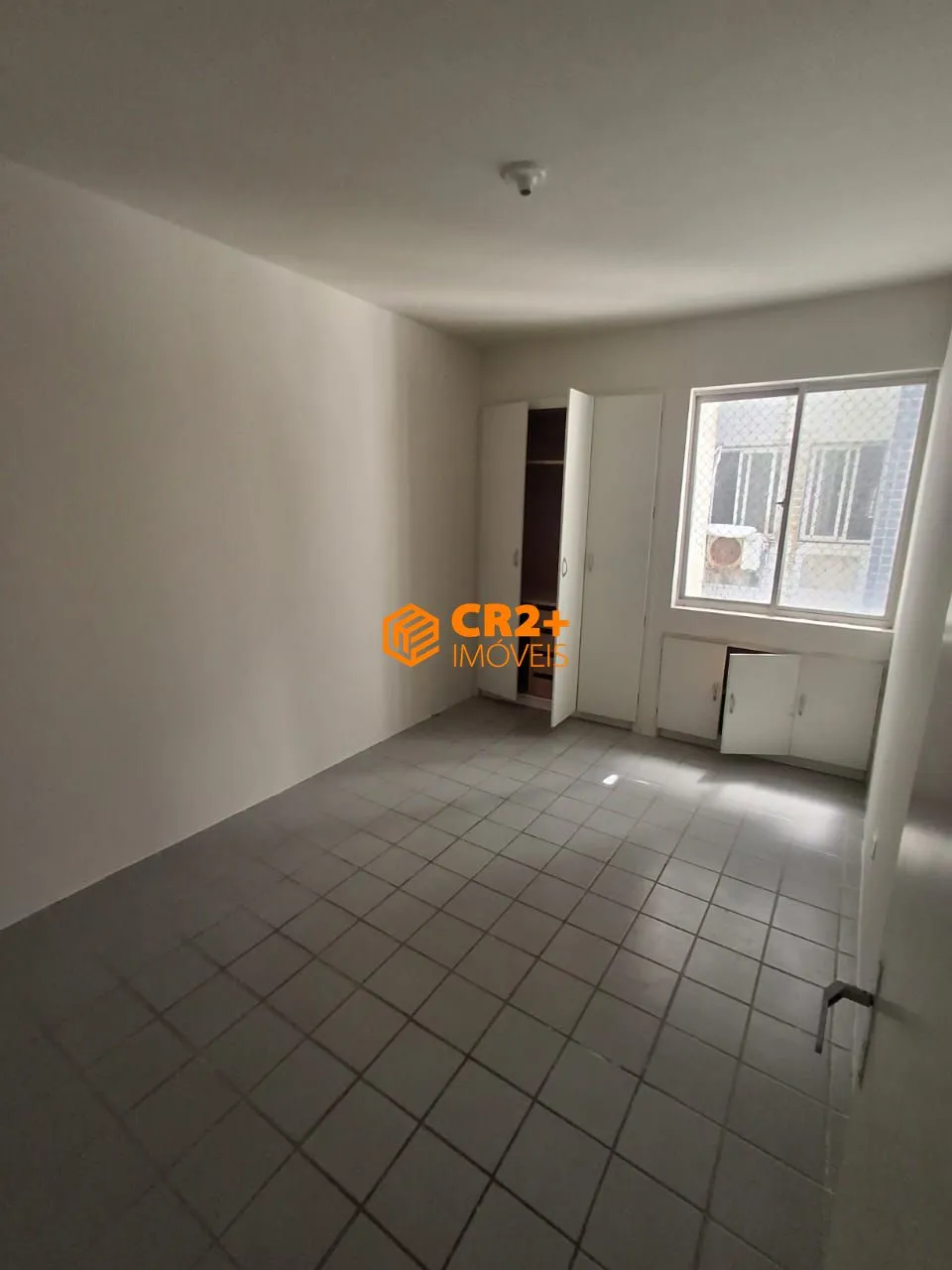 Imagem Vendo Apartamento com 126m² com 3 Quartos sendo 1 Suíte em Candeias.