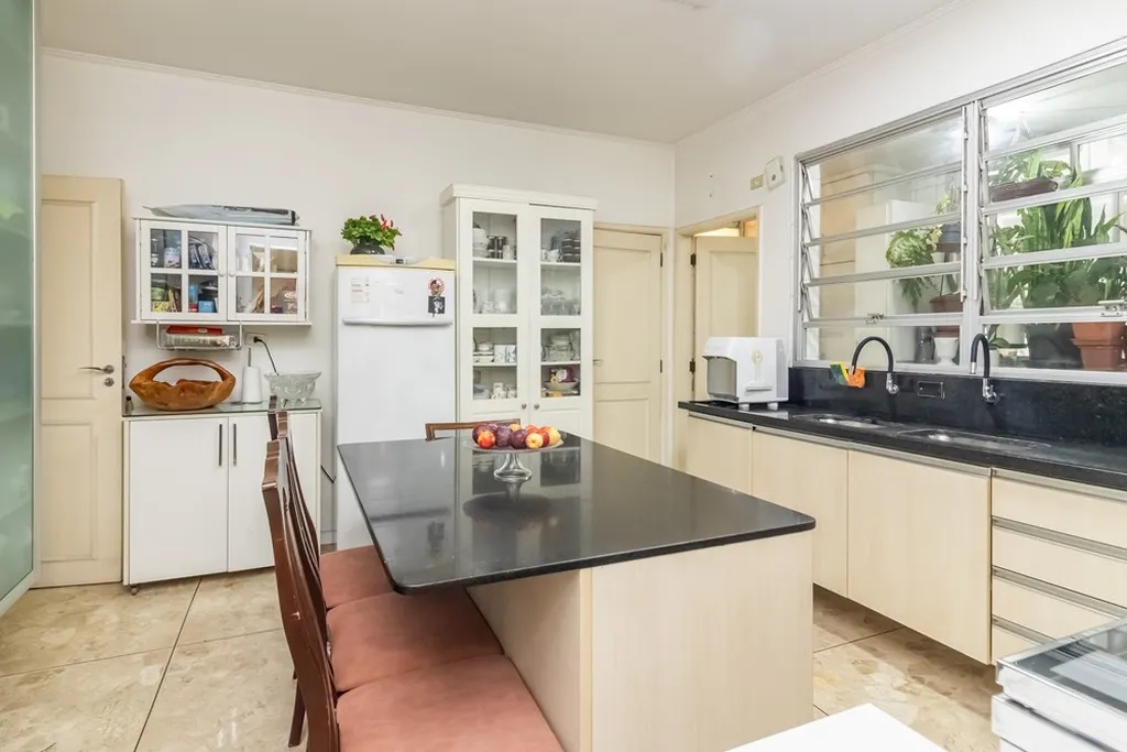 Imagem Apartamento à venda em São Paulo, Itaim Bibi, com 3 quartos, 180m2