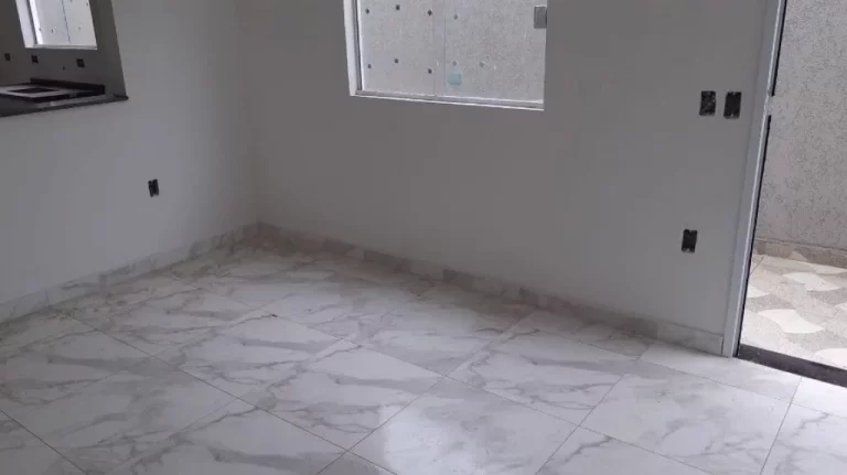 Imagem CASA DE CONDOMÍNIO NO MARACANÃ 2 DORMITÓRIOS 1 SUÍTE!!!