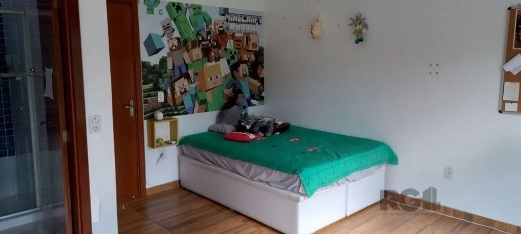 Imagem Casa com 2 dormitórios no bairro Hípica