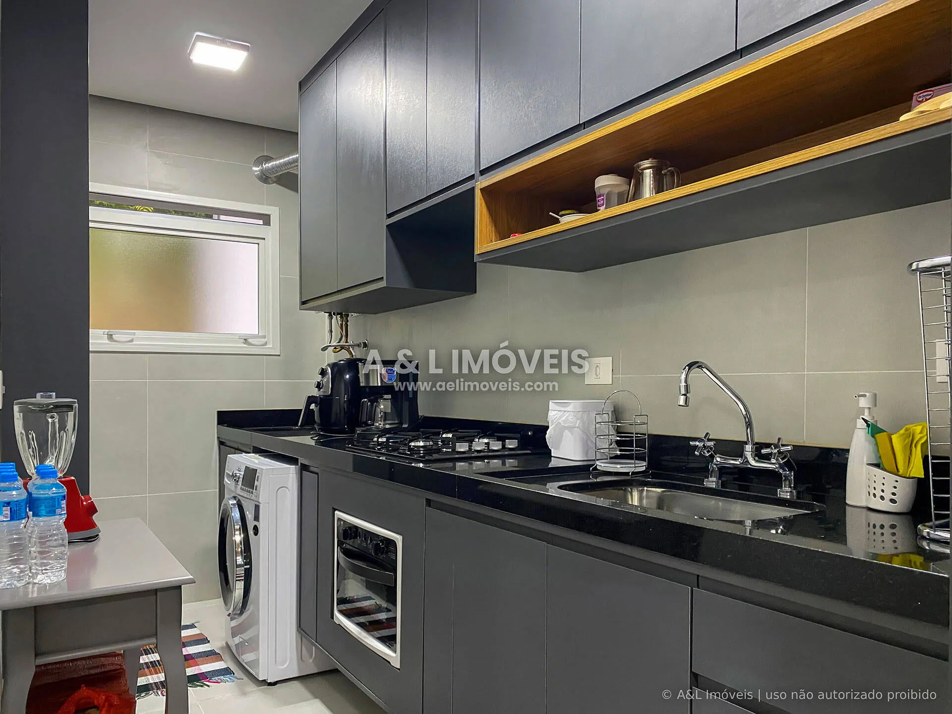 Imagem Apartamento em Campos do Jordão | 87,10 m² | Lareira e Varanda Privativa