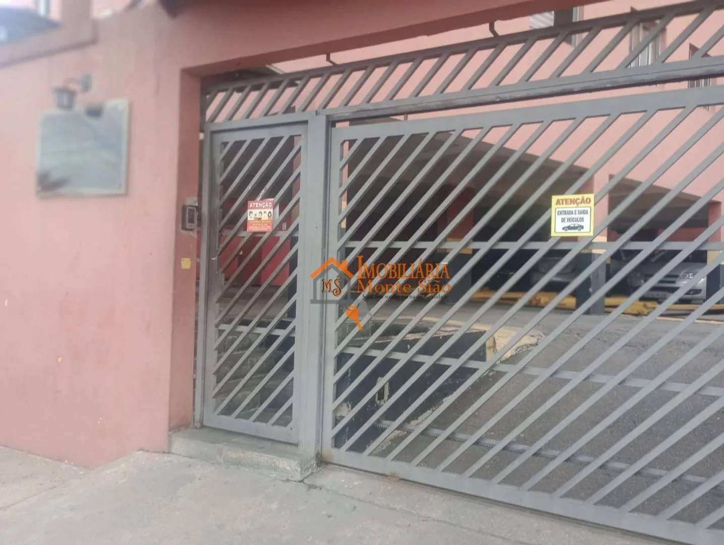 Imagem Apartamento com 2 dormitórios à venda, 55 m² por R$ 250.000,00 - Jardim Dourado - Guarulhos/SP