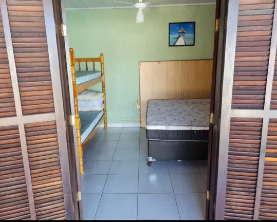 Imagem Casa com piscina grande para venda em Guaratuba!!!!!!!! Venha conferir!!