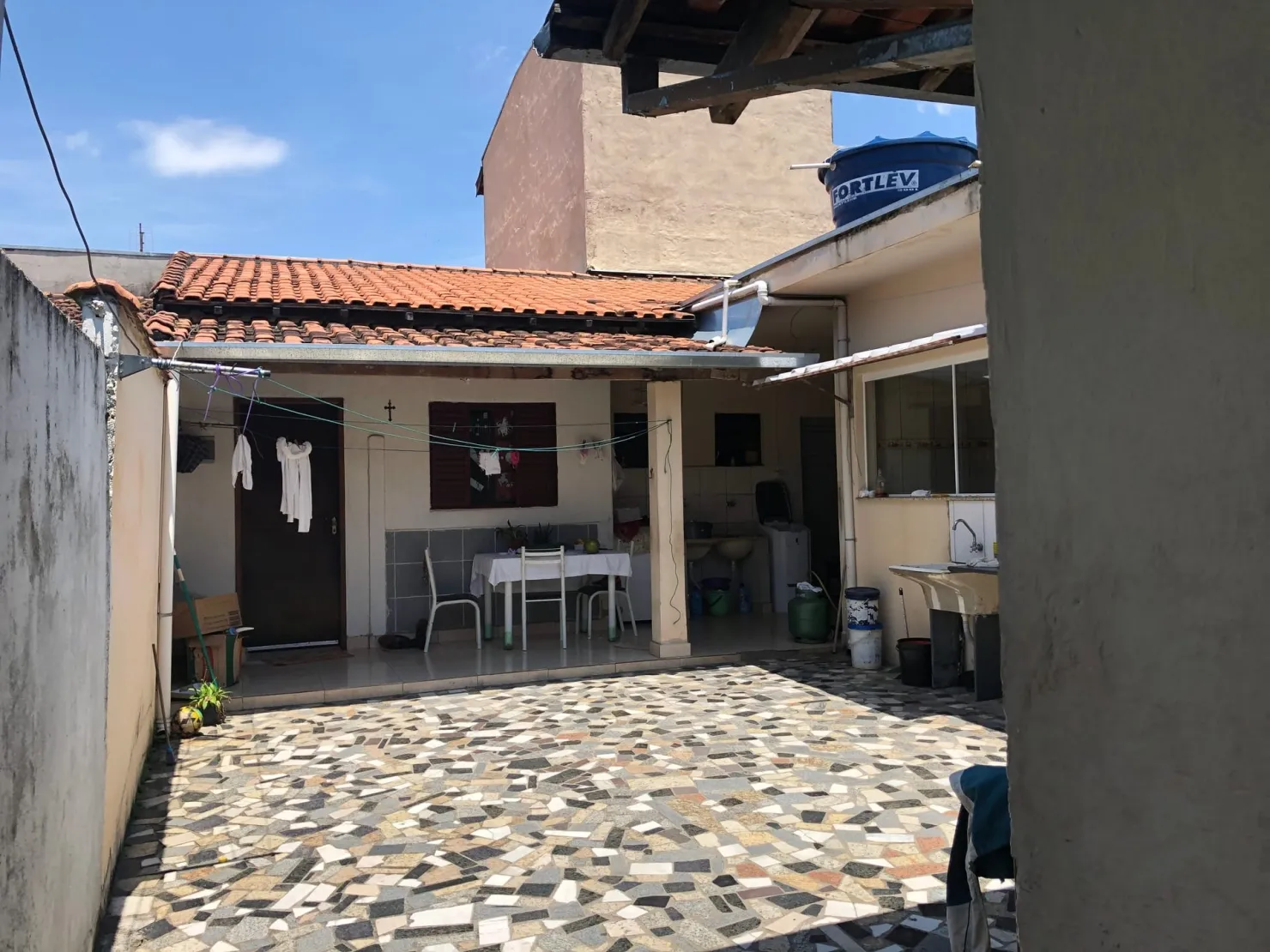 Imagem Comercial à venda 3 Quartos, 1 Suite, 1 Vaga, 250M², Residencial e Comercial Cidade Jardim, Pindamonhangaba - SP